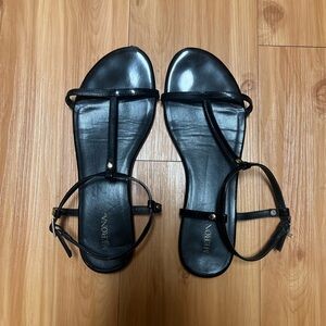 Black Merona sandals size 7.5
